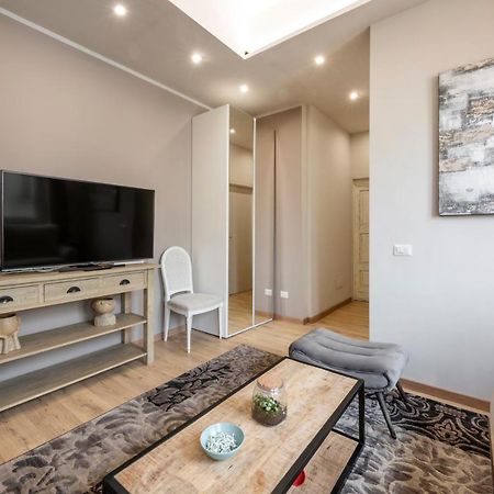 Fcm Tourism - Moscova Studio Apartment Milan Luaran gambar