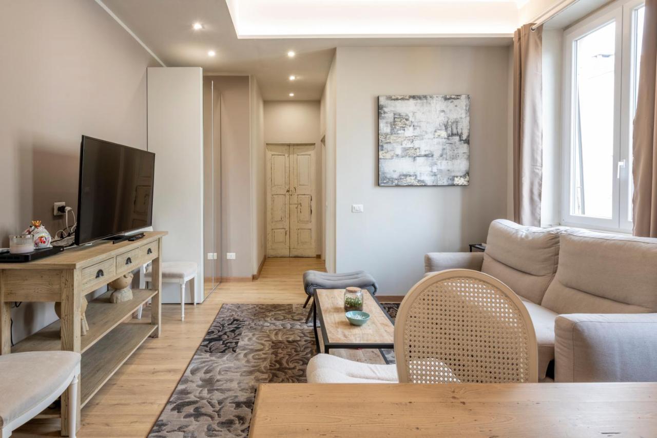 Fcm Tourism - Moscova Studio Apartment Milan Luaran gambar